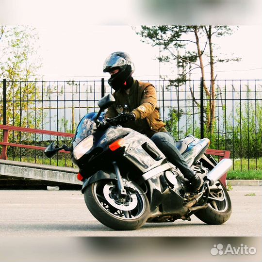 Kawasaki ZZR400-2