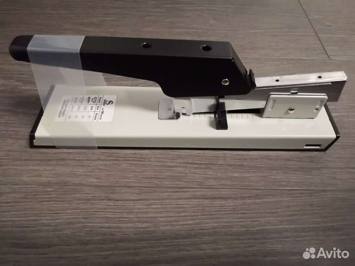 Степлер sponsor на 100 листов