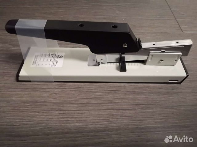 Степлер sponsor на 100 листов