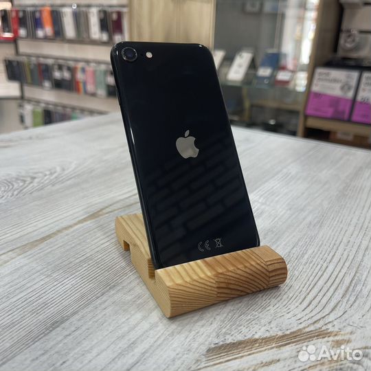 iPhone SE (2020), 128 ГБ
