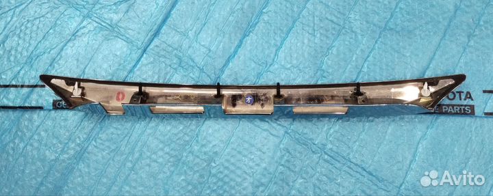 Молдинг багажника Lexus Rx 270, Rx 350, Rx 450