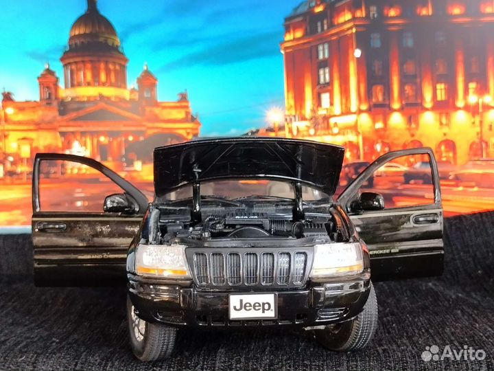 Jeep grand cherokee 1/18