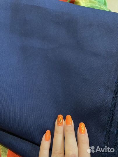 Ткань плотная (подойдет для формы)
