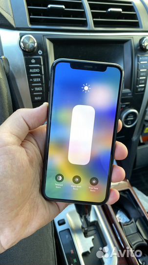 Телефон iPhone 11 Pro 64