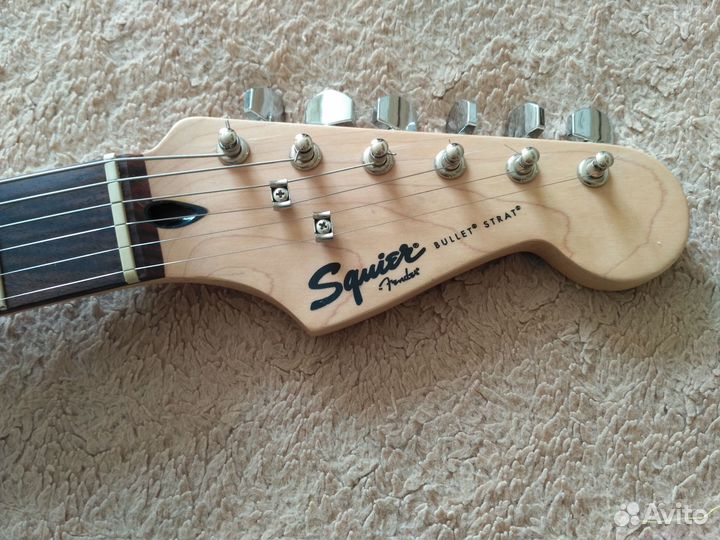 Электрогитара Fender Squier Bullet strat Индонезия
