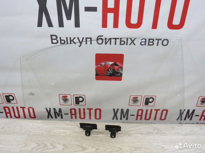 Стекло двери задней правой Kia Rio 4