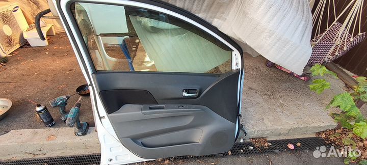 Стеклоподъемник daihatsu mira