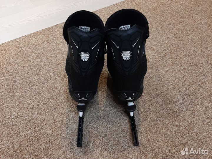 Коньки хоккейные 