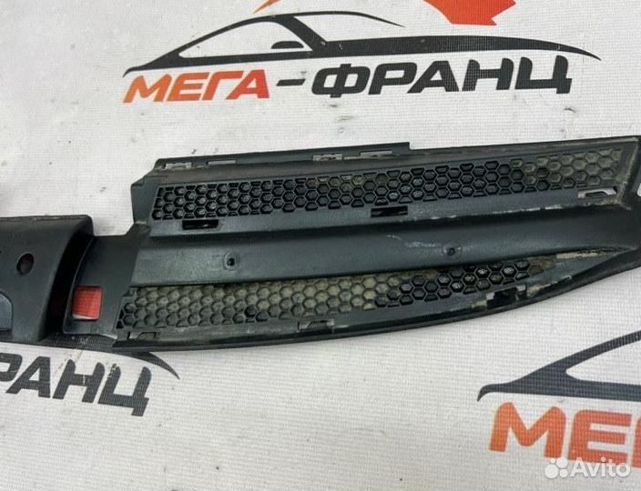 Решетка радиатора Citroen Berlingo фургон (M59)