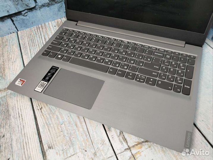 Ноутбук Lenovo S145 на запчасти