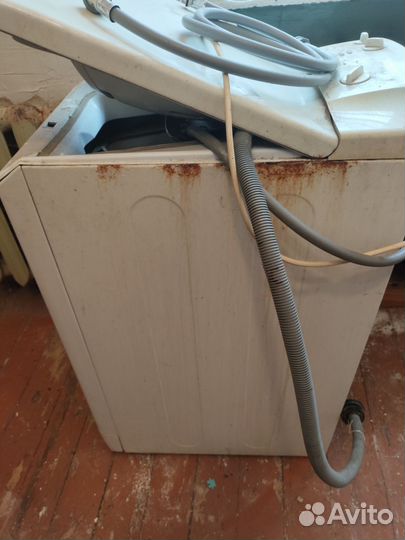 Стиральная машина с вертикальной загрузкой