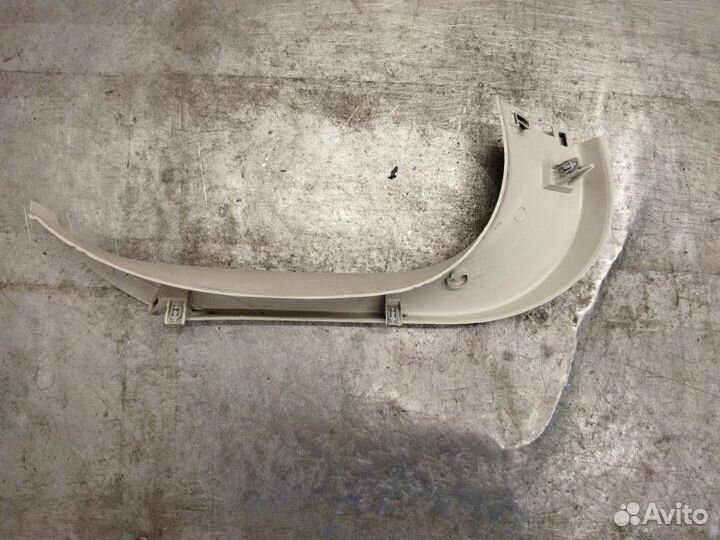 Обшивка двери багажника задняя правая Ford Focus 3