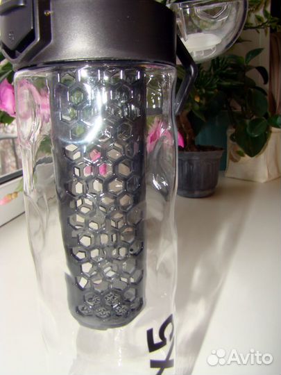 Бутылка для лимонада и чая. Новая