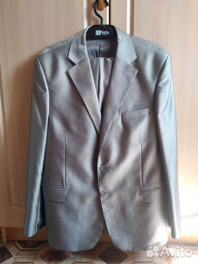 Костюм мужской новый