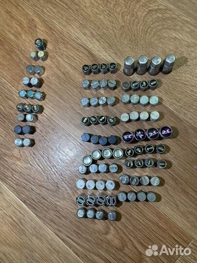 Брендовые колпачки на нипель