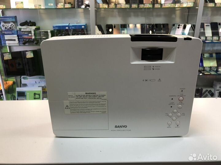 Видеопроектор мультимедийный Sanyo PLC-XR2200