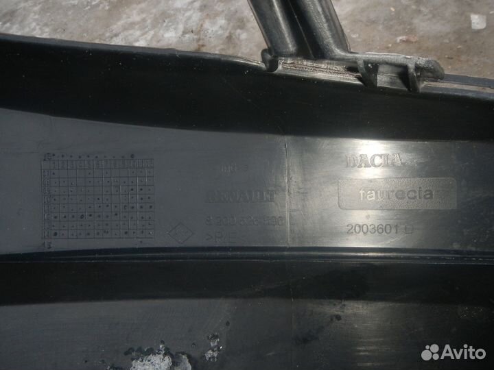 Бампер передний, Renault Sandero