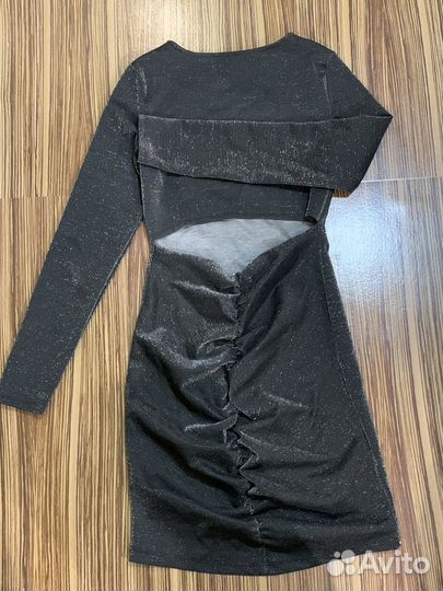 Вечернее платье блестящее