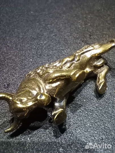 Фигурка Быка