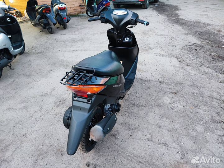 Скутер 49куб инжектор Suzuki Address V50,из Японии