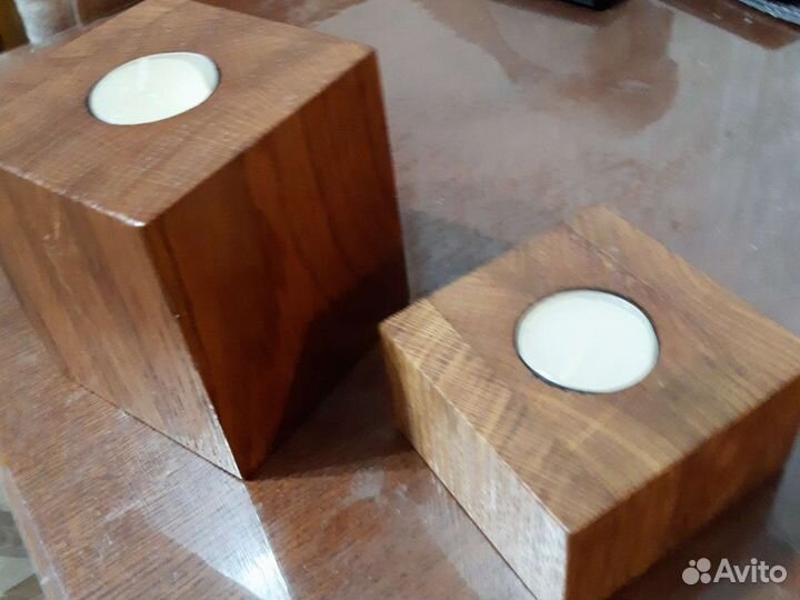 Подсвечник из твердых пород дерева