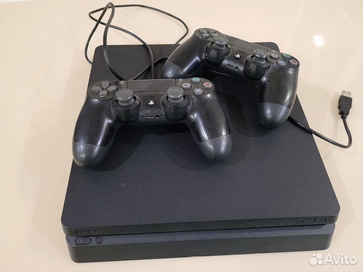 Sony playstation 4 PS4 slim 1tb