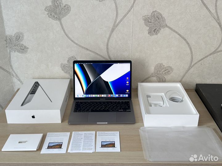 Apple MacBook Pro 13 2020 (2021) Touch Bar