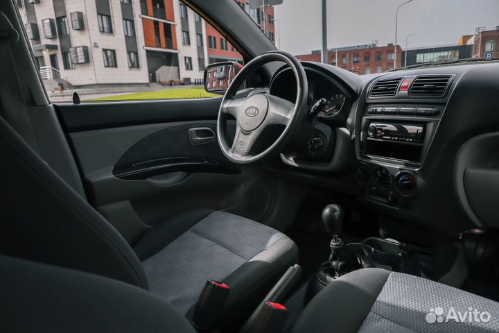 Аренда авто Kia Picanto без залога на механике