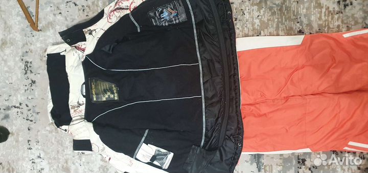 Горнолыжный костюм женский 44