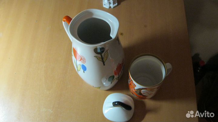 Кувшин тюльпаны и кружка дружба народов завод лфз