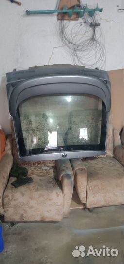 Заднее стекло ваз 2112