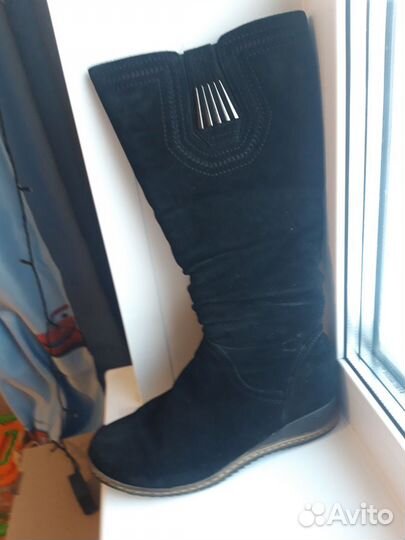 Зимние женские сапоги 38