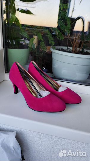 Туфли новые бархатистые 41