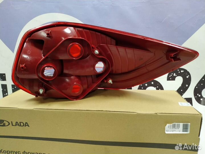 Фонарь задний левый Лада Гранта лифтбек завод