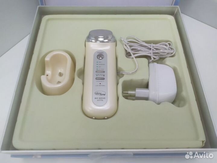 Массажер GezaTone m775