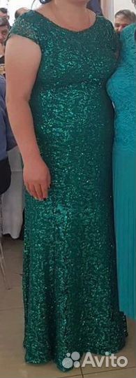 Платье вечернее