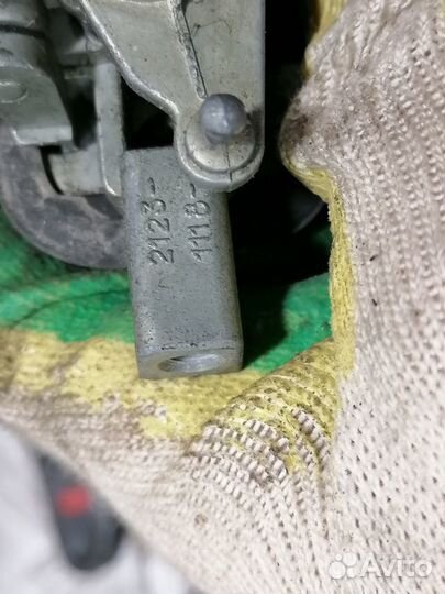 Ручка двери передней левой Vaz Niva