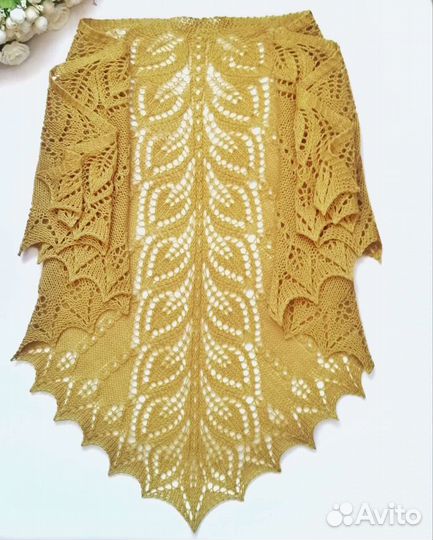 Шаль бактус шейный платок ручной работы