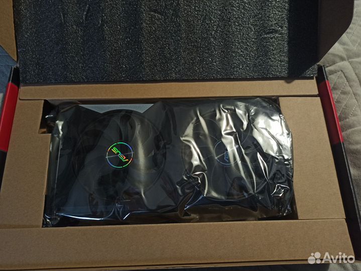 Asus Dual Radeon RX 6600 XT OC Edition 8 гб