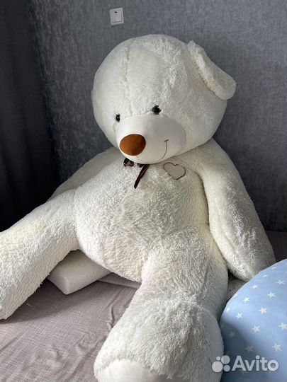 Плюшевый медведь
