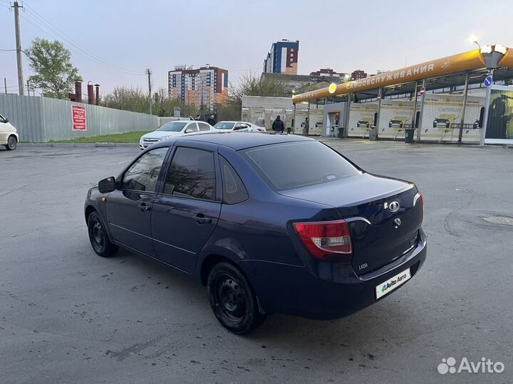 LADA Granta 1.6 МТ, 2013, 129 200 км