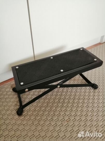 Подставка для игры на музыкальных инструментах