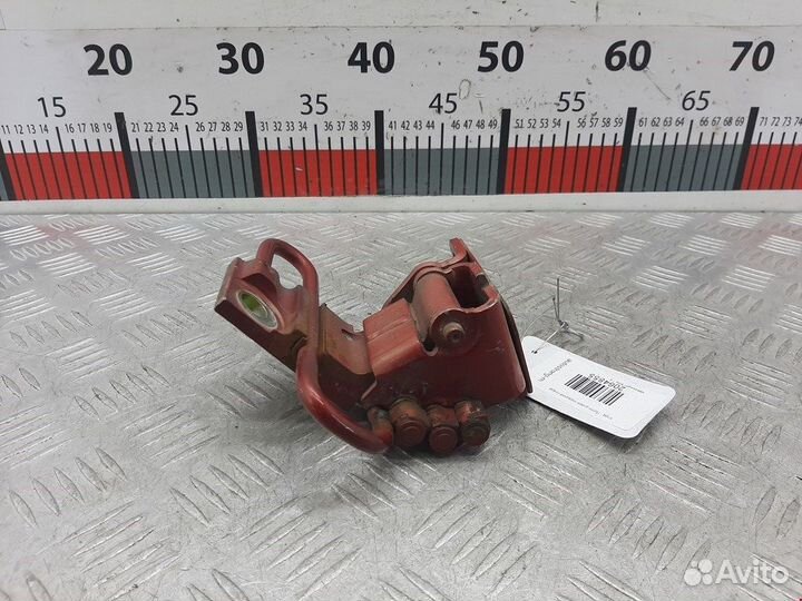 Петля для Volkswagen Bora(Jetta)