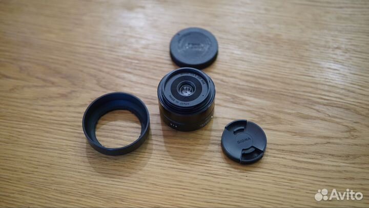 Объектив Sigma AF 30mm f/2.8 DN for Sony e-mount