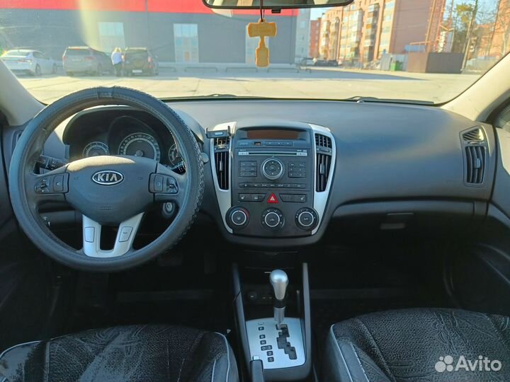 Kia Ceed 1.6 AT, 2012, 116 700 км