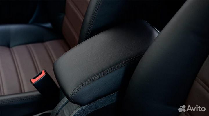 Подлокотник на Skoda octavia a5