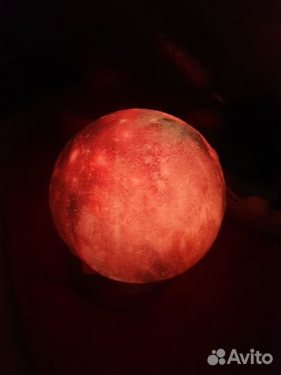 Ночник луна