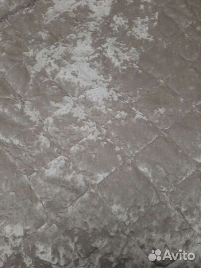 Покрывало и чехлы на подушки бархатные