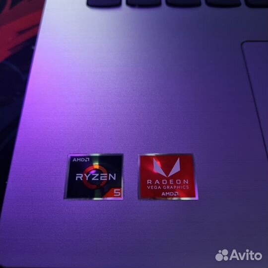 Ноутбук (Ryzen 5/8GB)