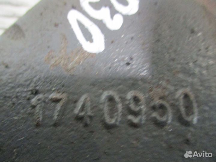 Кронштейн переднего амортизатора левый DAF 1740950